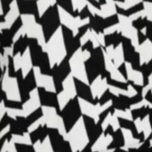 NWOT Future Collective Black & White Geometric Wrap Sweater Wardrobe Staple - Picture 6 of 9